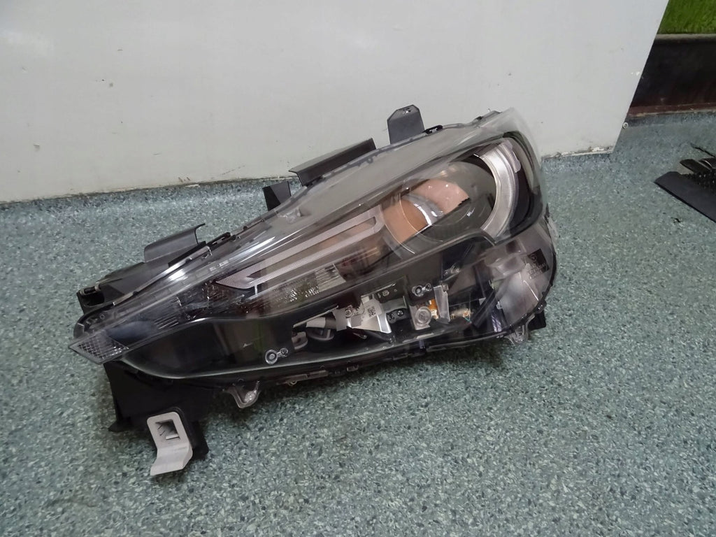 Frontscheinwerfer Mazda Cx5 KB8P-51030 KB8P-51040 LED Ein Satz Headlight SCH6187848424ze