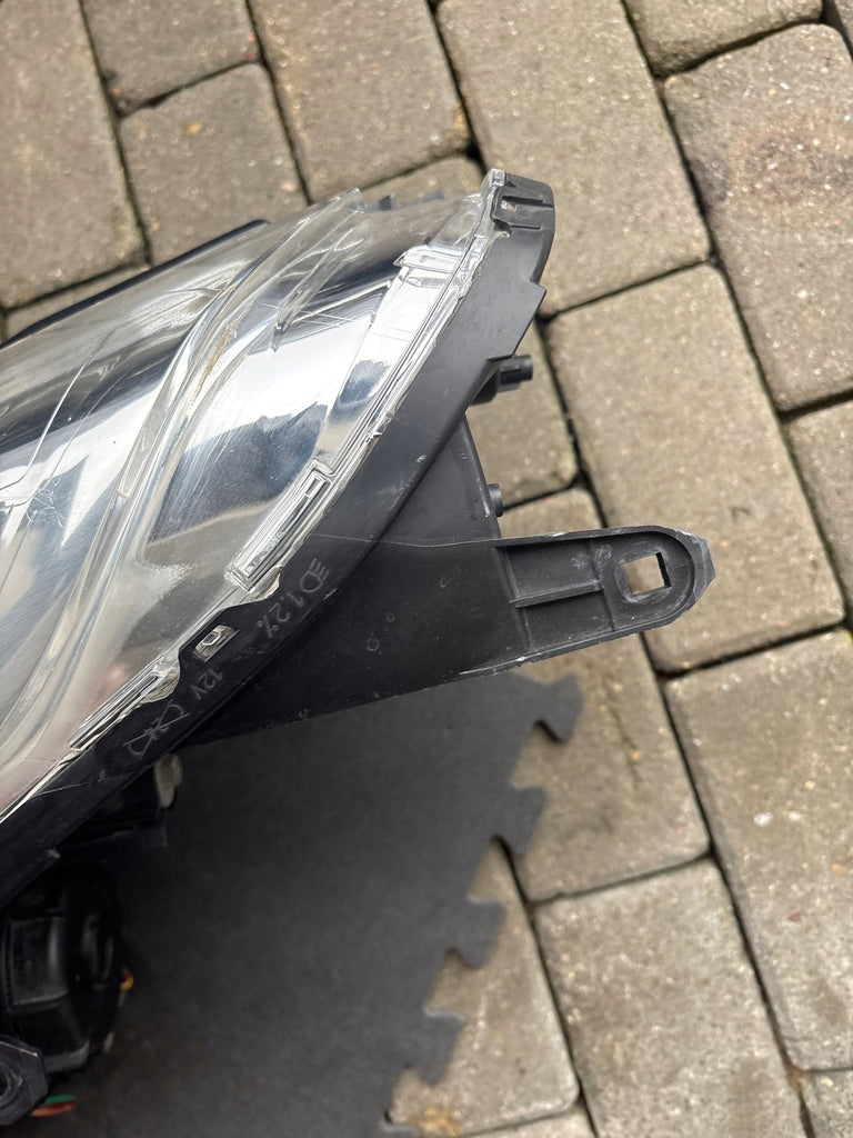 Frontscheinwerfer Citroën C-Crosser P7142R 6208N3 Xenon Rechts oder Links