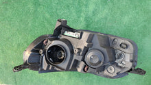 Laden Sie das Bild in den Galerie-Viewer, Frontscheinwerfer Toyota Proace 9808237480-00 Xenon Rechts Headlight SCH8306426032xz
