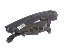 Laden Sie das Bild in den Galerie-Viewer, Frontscheinwerfer Skoda Fabia IV 6VB941016 LED Rechts Scheinwerfer Headlight SCH3879116377if