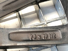 Load image into Gallery viewer, 1x Alufelge 19 Zoll 9.0" 5x120 44ET Glanz Graphit 6894840 BMW 1 Mg Rim Wheel FEL7934471043bw