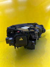 Laden Sie das Bild in den Galerie-Viewer, Frontscheinwerfer Audi A5 8W6941006C 8W6941005C Xenon Ein Satz Headlight