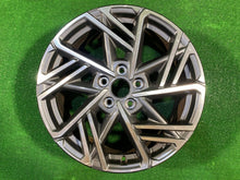 Load image into Gallery viewer, 1x Alufelge 18 Zoll 7.5" 5x114.3 52ET 52910-J9850 Hyundai Kona Rim Wheel FEL2681128347qj