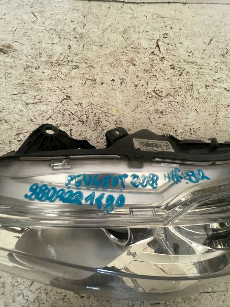 Frontscheinwerfer Peugeot 208 9802221480 Links Scheinwerfer Headlight SCH4499721491yx