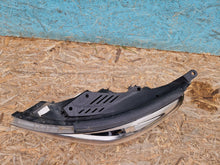 Laden Sie das Bild in den Galerie-Viewer, Frontscheinwerfer Hyundai I30 G492121030 Links Scheinwerfer Headlight SCH7639575957cs