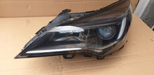 Laden Sie das Bild in den Galerie-Viewer, Frontscheinwerfer Opel Astra K 7961300005 39081894 Links Scheinwerfer Headlight