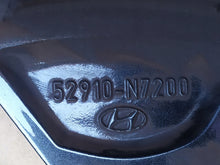 Load image into Gallery viewer, 1x Alufelge 18 Zoll 7.5" 5x114.3 51ET 52910-N7200 Hyundai Kona Rim Wheel FEL1746155137zm