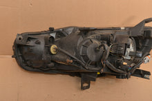 Laden Sie das Bild in den Galerie-Viewer, Frontscheinwerfer Mitsubishi Lancer VIII I 8301C3-38 Rechts Headlight SCH5380992859fc