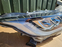 Load image into Gallery viewer, Frontscheinwerfer Toyota 4 Yaris 0208184 Full LED Rechts Scheinwerfer Headlight