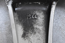 Laden Sie das Bild in den Galerie-Viewer, 1x Alufelge 17 Zoll 7.0&quot; 5x115 44ET OP044 Opel Astra Gtc Insignia Zafira