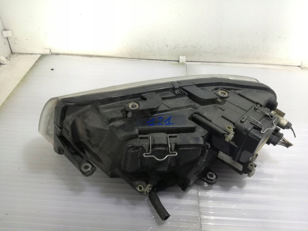 Frontscheinwerfer Skoda Superb 24675600 Rechts Scheinwerfer Headlight SCH8845640221br
