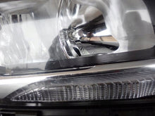 Laden Sie das Bild in den Galerie-Viewer, Frontscheinwerfer Mercedes-Benz W247 A2479062400 Rechts Scheinwerfer Headlight