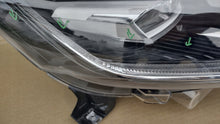 Laden Sie das Bild in den Galerie-Viewer, Frontscheinwerfer Renault Espace V 260101765R LED Rechts Scheinwerfer Headlight SCH2849283346ve