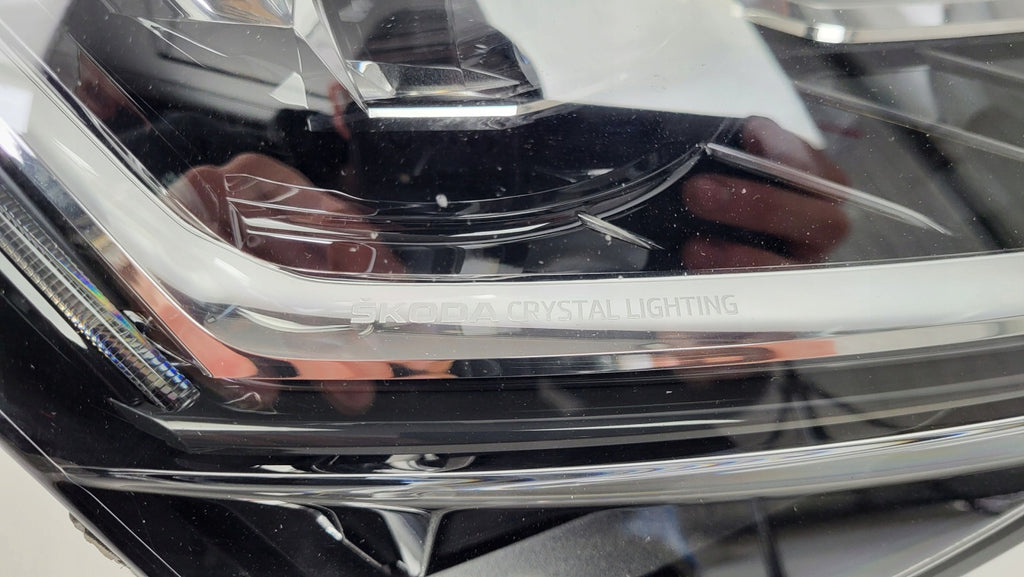 Frontscheinwerfer Skoda Superb III 3V1941016E LED Rechts Scheinwerfer Headlight SCH9065696791cf