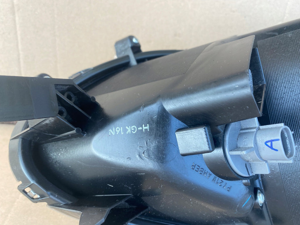 Frontscheinwerfer Mitsubishi Space Star 8301C193 Links Scheinwerfer Headlight