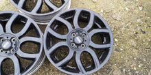Laden Sie das Bild in den Galerie-Viewer, 3x Alufelge 17 Zoll 7.0&quot; 4x100 48ET Glanz Schwarz 6775801-13 6775685-13 Mini R56