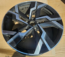 Laden Sie das Bild in den Galerie-Viewer, 1x Alufelge 20 Zoll 8.0" 5x112 41ET Glanz Schwarz 565601025AN Skoda Kodiaq FEL1310604210tw