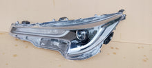 Load image into Gallery viewer, Frontscheinwerfer Toyota Corolla 81150-02S70 LED Links Scheinwerfer Headlight SCH9163400751ov
