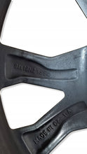 Laden Sie das Bild in den Galerie-Viewer, 1x Alufelge 18 Zoll 8092355 BMW 1 Rim Wheel FEL4555553406ne
