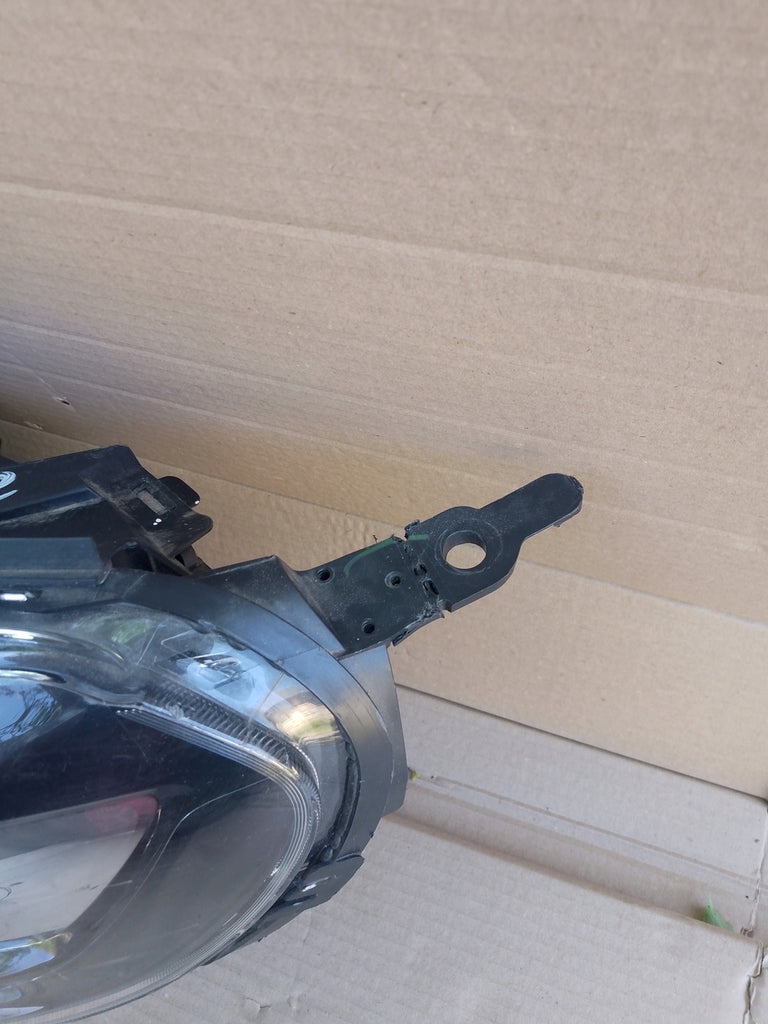 Frontscheinwerfer Citroën Jumpy Zafira C Vivaro 00197076-06 Links Headlight