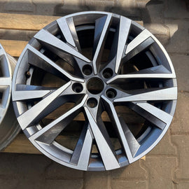1x Alufelge 18 Zoll 5x112 5E3601025BF Skoda Octavia I Rim Wheel FEL1591113619in