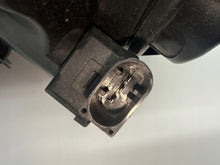 Laden Sie das Bild in den Galerie-Viewer, Frontscheinwerfer Mercedes-Benz W164 A1648207461 Rechts Scheinwerfer Headlight SCH1275386388ta