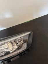 Laden Sie das Bild in den Galerie-Viewer, Frontscheinwerfer Kia Stonic 92102-H8 LED Rechts Scheinwerfer Headlight