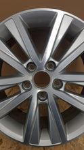 Load image into Gallery viewer, 1x Alufelge 16 Zoll 6.5&quot; 5x112 50ET 5K0601025AE VW Golf Vi Rim Wheel