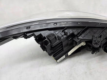 Laden Sie das Bild in den Galerie-Viewer, Frontscheinwerfer Hyundai I30 92101-A6200 Xenon Links Scheinwerfer Headlight SCH8592518207ew
