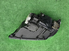 Laden Sie das Bild in den Galerie-Viewer, Frontscheinwerfer BMW 3 E91 E90 6311-72025909 Bi-Xenon Rechts Headlight SCH3996581655qi