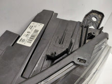 Laden Sie das Bild in den Galerie-Viewer, Frontscheinwerfer Toyota Proace City 73278187 Links Scheinwerfer Headlight SCH8666058175wb