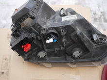 Laden Sie das Bild in den Galerie-Viewer, Frontscheinwerfer VW Amarok 2H3941031B Links Scheinwerfer Headlight SCH2538517650st
