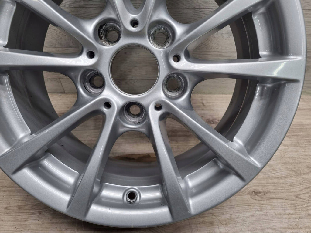 1x Alufelge 16 Zoll 7.0" 5x120 31ET Glanz Silber 6796236 BMW 1 F21 F20 Rim Wheel FEL5715989132rc