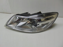Laden Sie das Bild in den Galerie-Viewer, Frontscheinwerfer Skoda Octavia II 1Z1941015 Xenon Ein Stück (Rechts oder Links) SCH3078937849he