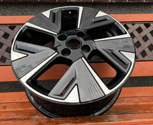 Laden Sie das Bild in den Galerie-Viewer, 1x Alufelge 17 Zoll 7.0" 4x108 32ET Glanz Schwarz 9833892680 Opel Corsa F FEL3636658194ot