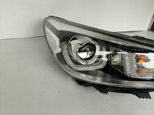 Laden Sie das Bild in den Galerie-Viewer, Frontscheinwerfer Kia Rio IV 92102-H8 LED Rechts Scheinwerfer Headlight SCH2242693779hv