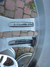 Load image into Gallery viewer, 1x Alufelge 18 Zoll 7.5" 5x112 29ET Glanz Silber 8W9601025B Audi A4 B9 Rim Wheel FEL2299764834ww