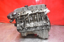 Laden Sie das Bild in den Galerie-Viewer, Motor BMW E91 E90 N52B25AF 2.5 218PS 155kW 2005 Benzin Engine Unkomplett