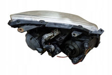 Laden Sie das Bild in den Galerie-Viewer, Frontscheinwerfer Toyota Avensis 8596724010 3900078496 Links Headlight SCH5333545768ce