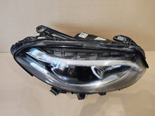 Laden Sie das Bild in den Galerie-Viewer, Frontscheinwerfer Mercedes-Benz W246 I A2469066201 Rechts Scheinwerfer Headlight SCH6091408664qz