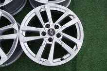 Laden Sie das Bild in den Galerie-Viewer, 4x Alufelge 17 Zoll 6.5" 5x112 43ET Glanz Silber 8Y0601025 Audi A3 Rim Wheel FEL1283730861kr