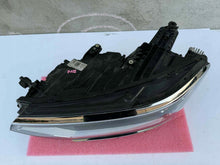 Laden Sie das Bild in den Galerie-Viewer, Frontscheinwerfer VW Passat B8 3G1941081P Links Scheinwerfer Headlight SCH3446779424qj