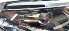 Laden Sie das Bild in den Galerie-Viewer, Frontscheinwerfer Skoda Enyaq IV 5LB941016G Full LED Rechts Headlight SCH7558048147hl