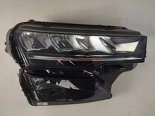 Load image into Gallery viewer, Frontscheinwerfer Skoda Karoq 57B941010 LED Rechts Scheinwerfer Headlight SCH2478506033fr
