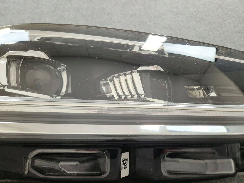 Frontscheinwerfer VW Golf Sportsvan 517941036A-SCZ 90111565517941036 LED Rechts SCH4666487555mt