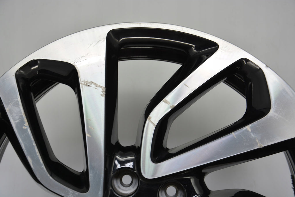 1x Alufelge 19 Zoll 7.5" 5x108 42ET Glanz Silber YP00064680 Opel Grandland