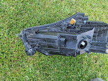 Laden Sie das Bild in den Galerie-Viewer, Frontscheinwerfer Skoda Superb 3V1941015A Xenon Links Scheinwerfer Headlight SCH5107882686bb