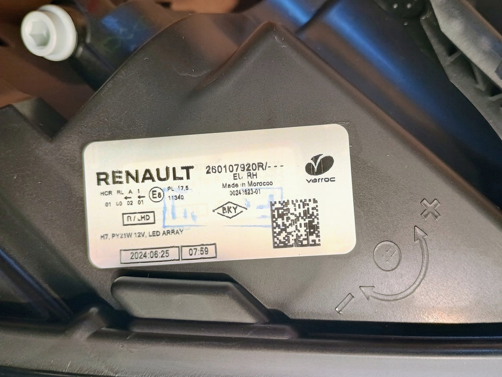 Frontscheinwerfer Dacia Sandero III Logan 260107920R LED Rechts Headlight