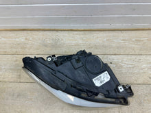 Laden Sie das Bild in den Galerie-Viewer, Frontscheinwerfer BMW 5 F11 F10 7203245-13 Ein Stück (Rechts oder Links) SCH5708733551rz