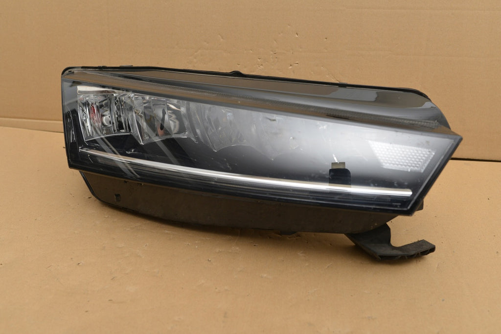 Frontscheinwerfer Skoda Octavia IV 030111823200 Rechts Scheinwerfer Headlight SCH9382287707yw